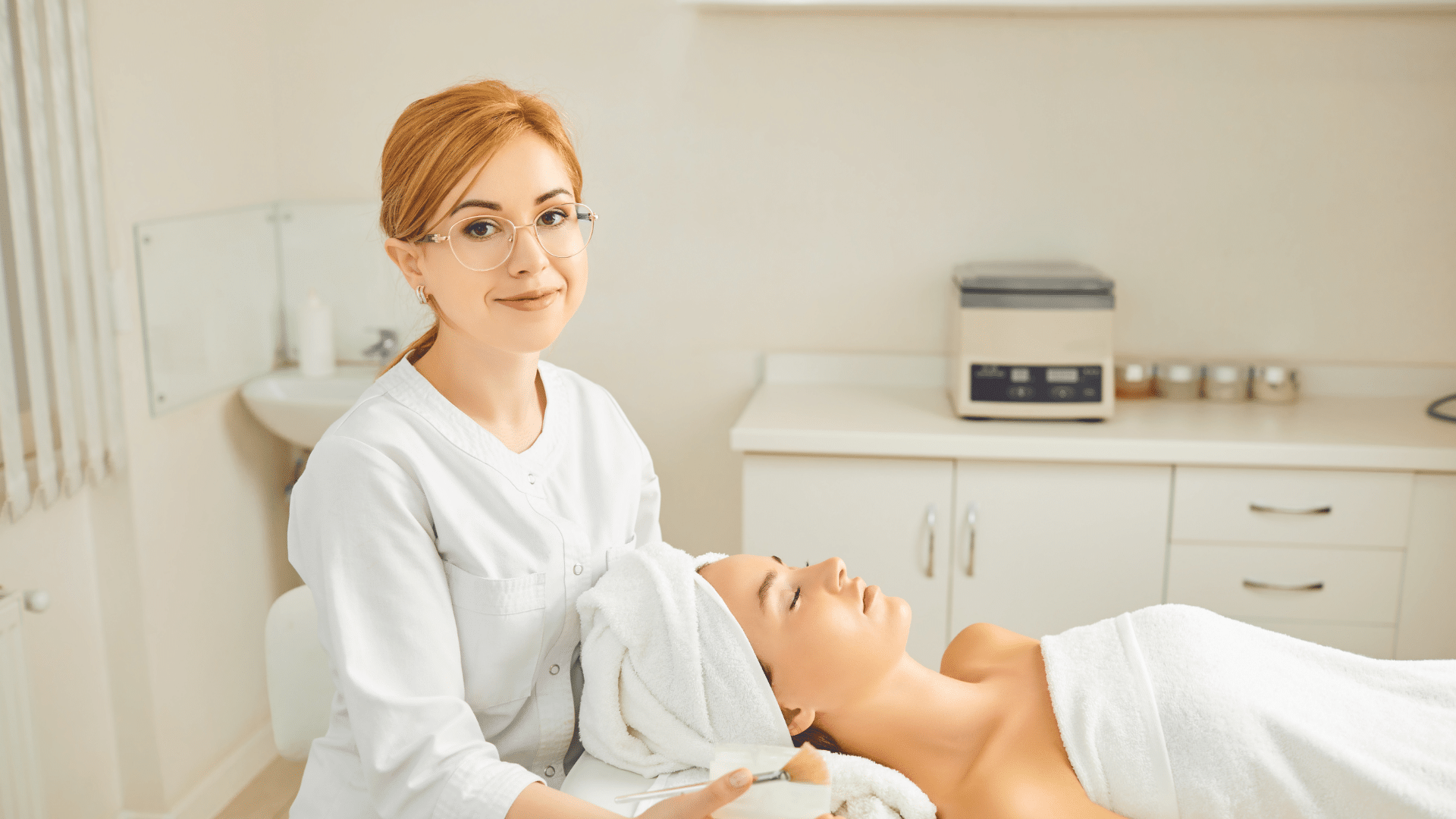 Soin visage à 30, 40 ou 50 ans : quels traitements sont faits pour vous ?