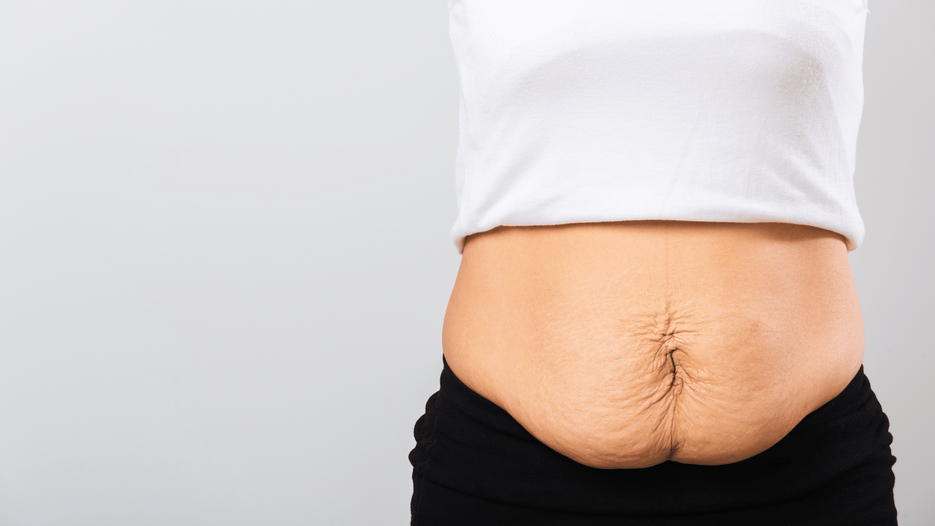 Post-grossesse : comment retrouver une peau ferme sans chirurgie ?